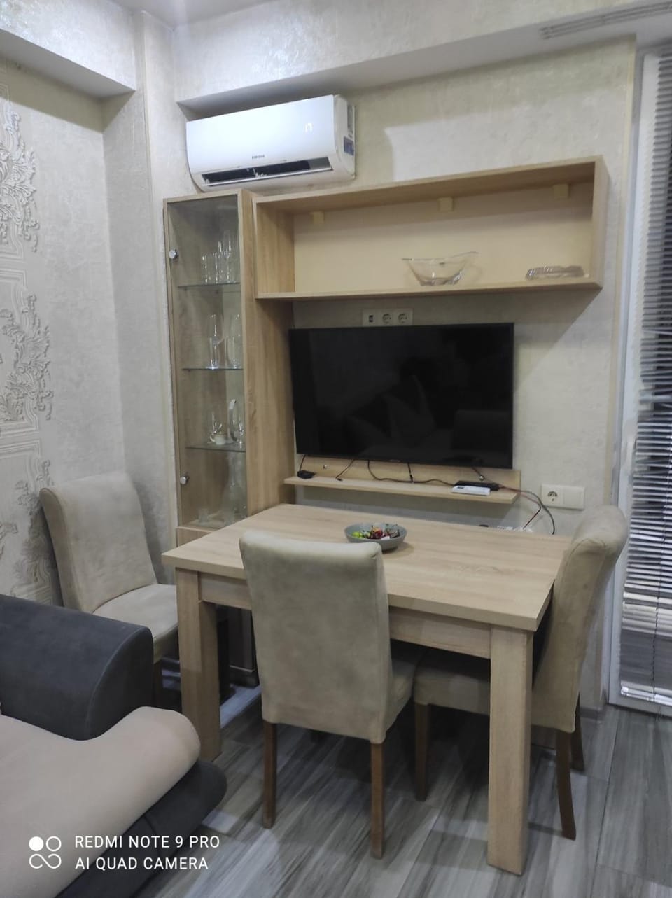 TV and multimedia, Seating area, Dining area, air conditioner