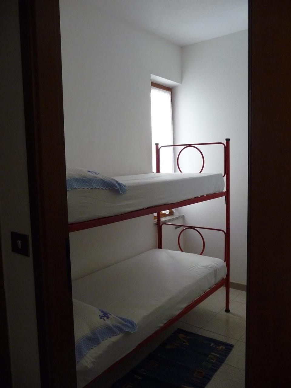 Bedroom, bunk bed