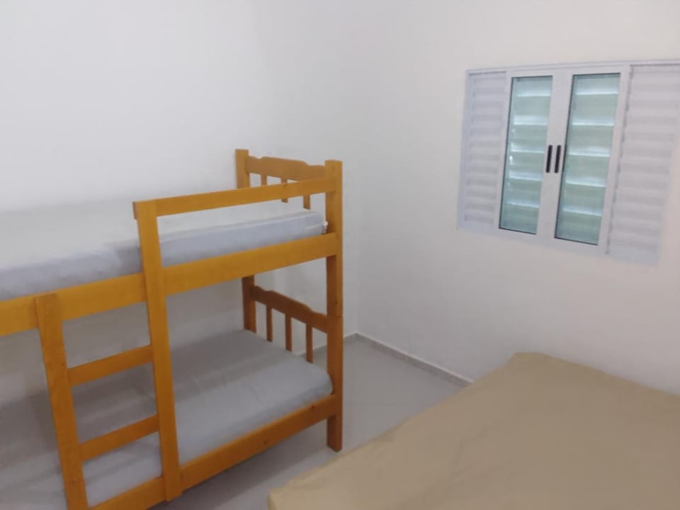 Bed, Photo of the whole room, Bedroom, bunk bed