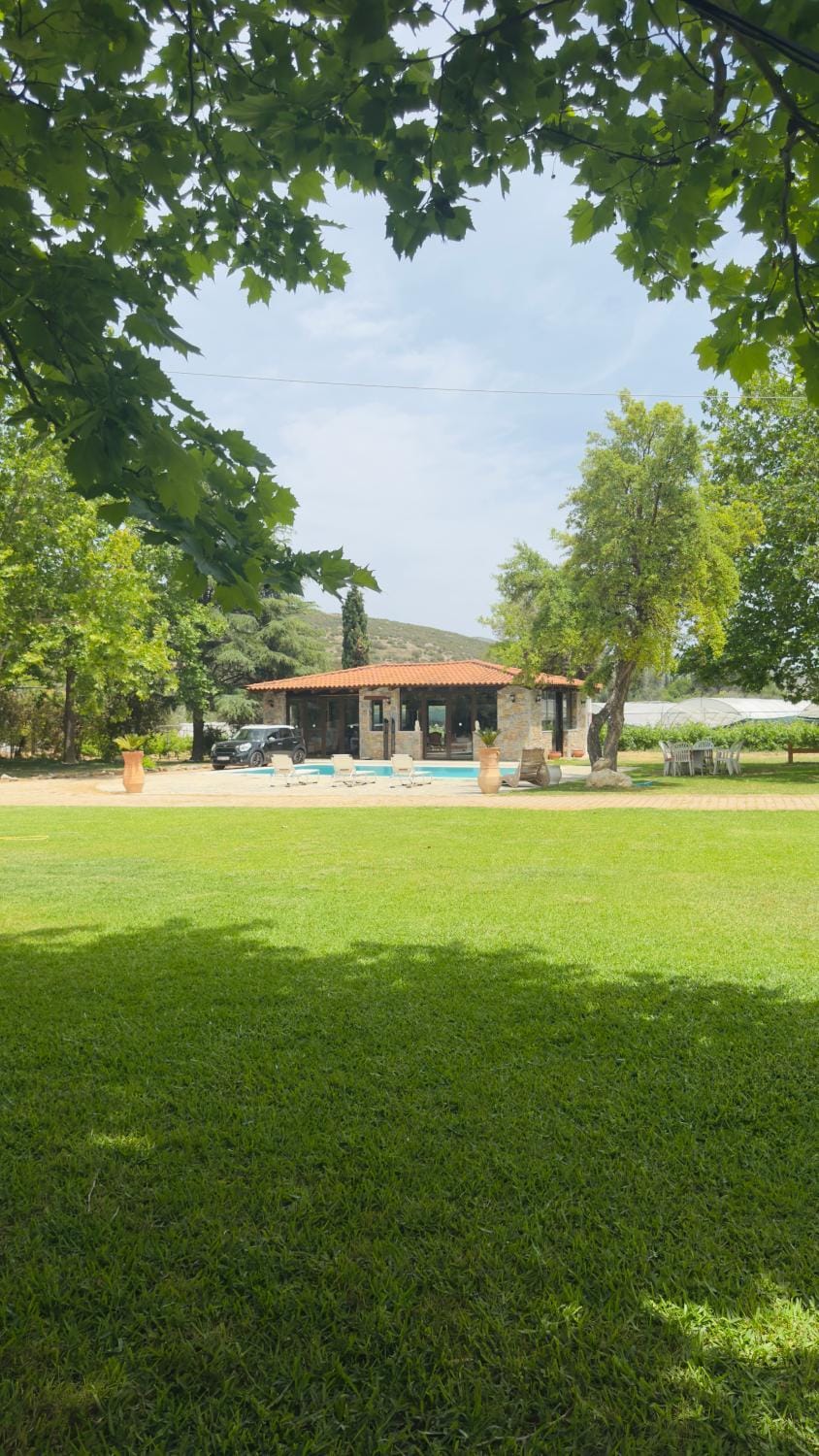 EstateVillaOinoi a Retreat for Groups & Events Villa in East Attica Regional Unit, Greece