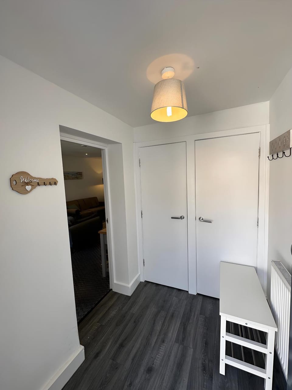 Amo Mews House - Central, Private Patio & Free Parking House in Worthing