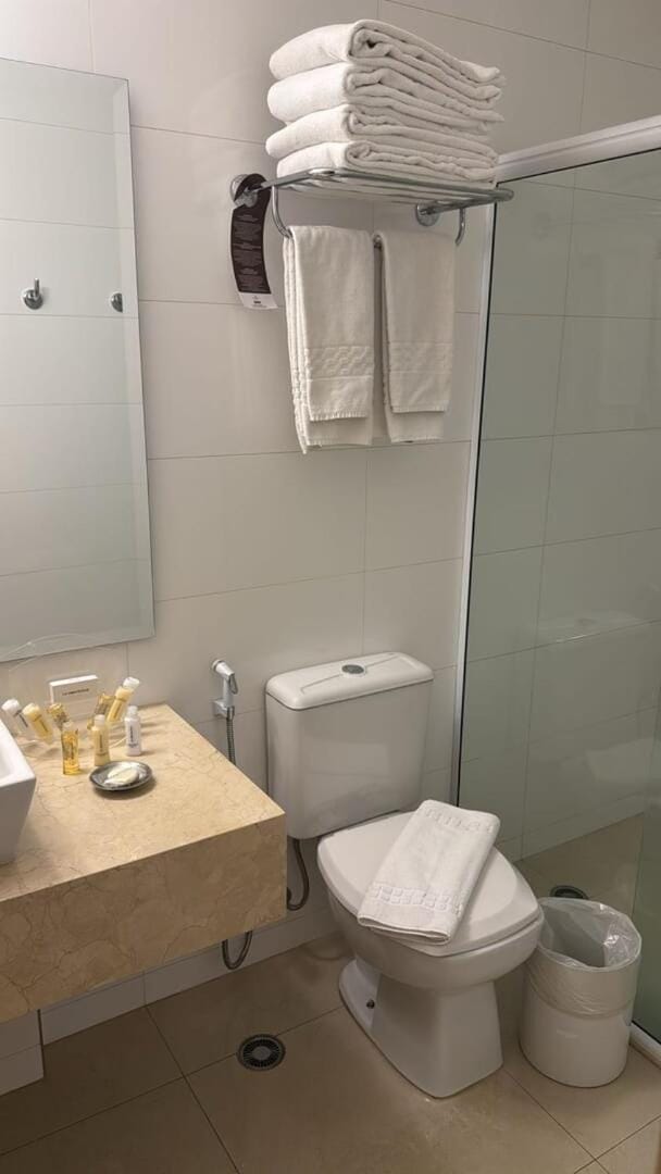 Bathroom, towels