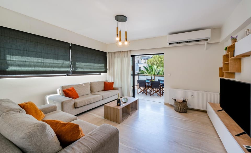 flower veranda 1st floor app Apartment in Rhodes