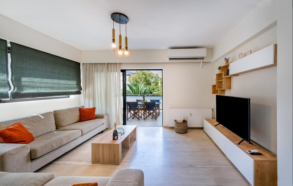 flower veranda 1st floor app Apartment in Rhodes