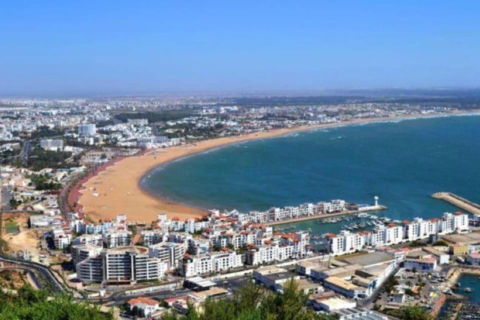 Superbe appartement à la marina Apartment in Agadir