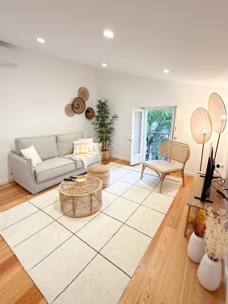 TV and multimedia, Living room