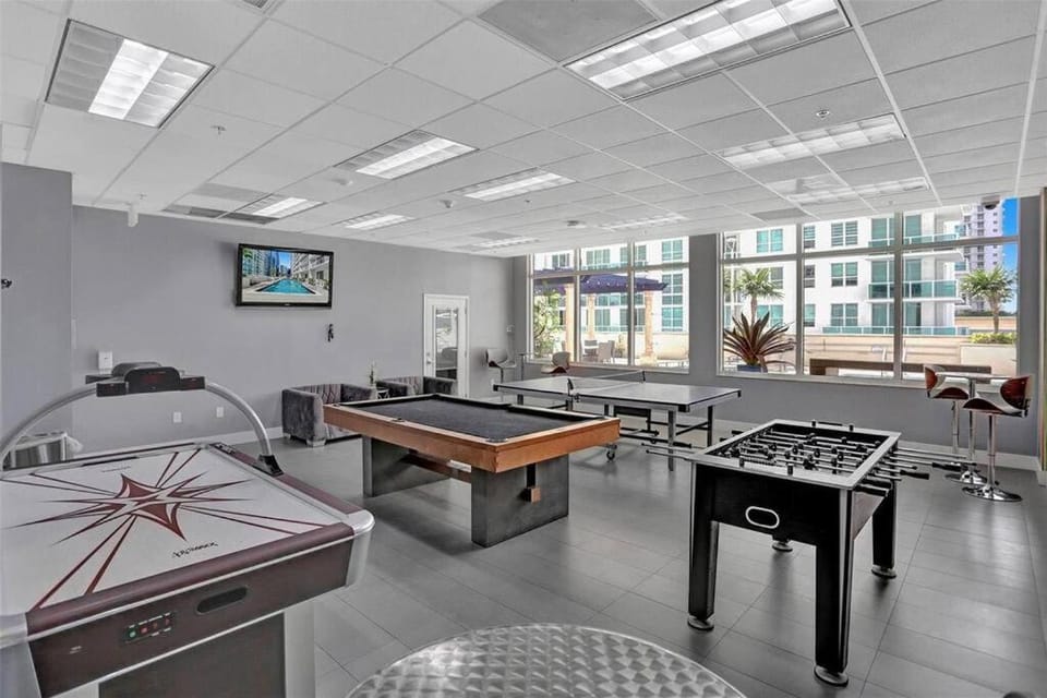 Ocean front private unit Apartment in Brickell