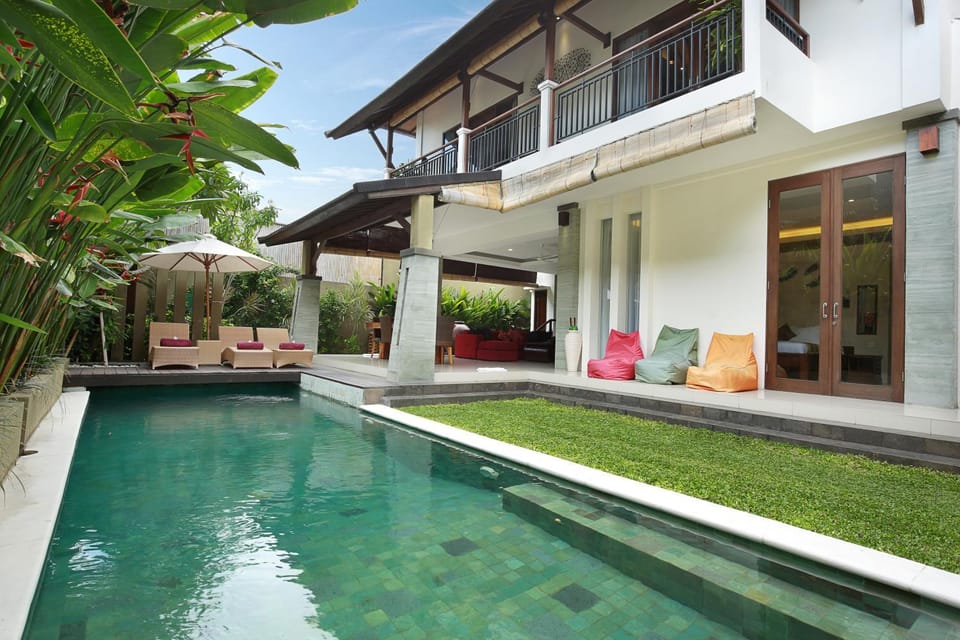 Garden, Swimming pool