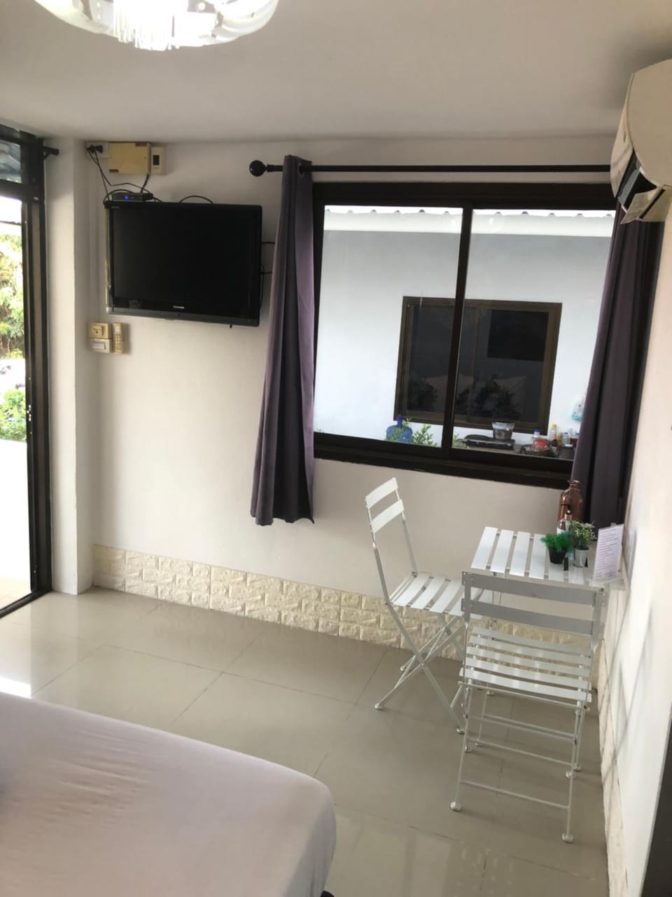Bluemoon 5 minutes walk to the beach Apartment in Phe