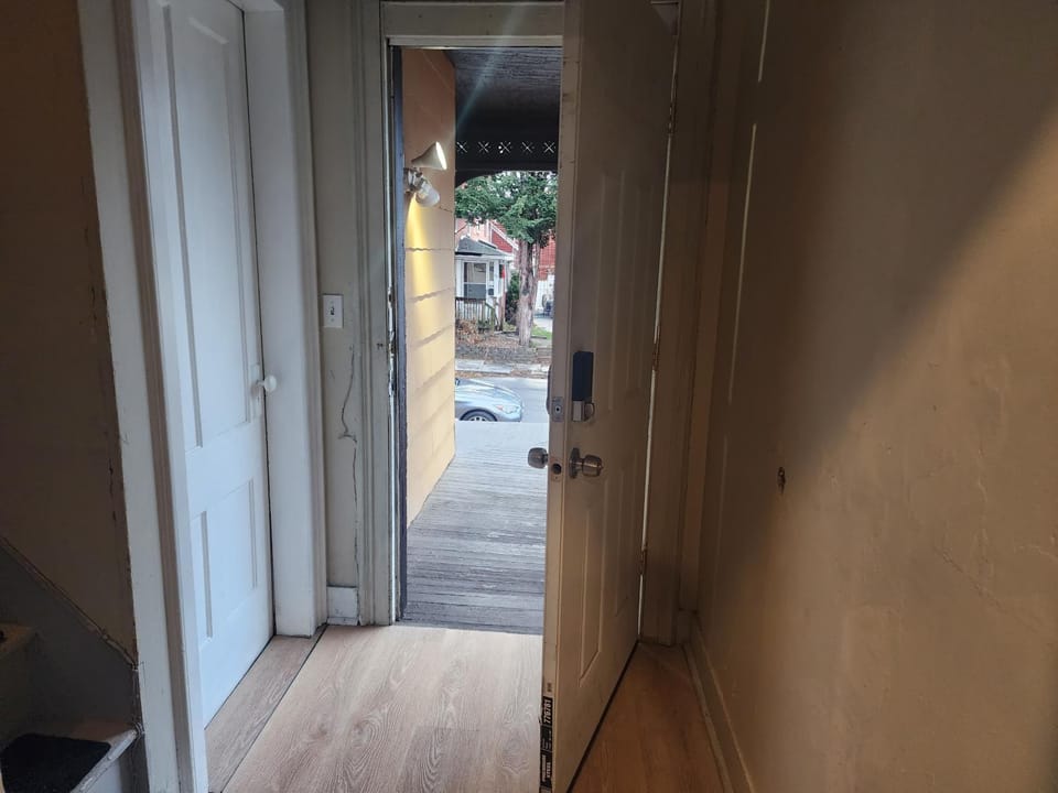 fashionably cozy place Apartment in Meriden