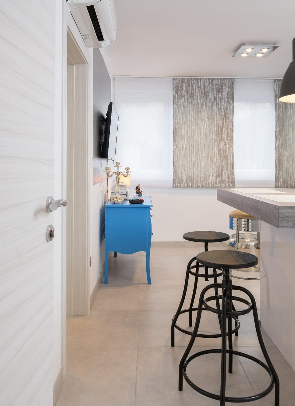 Apartment Scherbl - 1 One-Bedroom Apartment & 2 Private Rooms Near Park Marjan, Split Apartment in Split