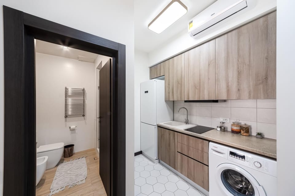Toilet, Bathroom, Kitchen or kitchenette, washing machine