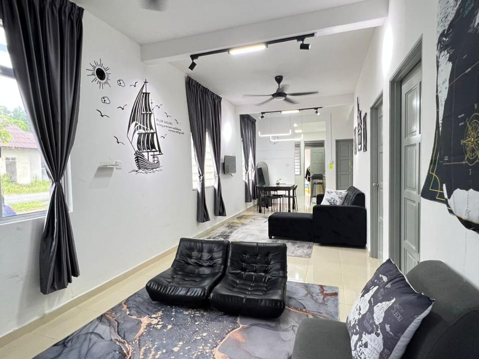 TV and multimedia, Living room, Seating area, fireplace