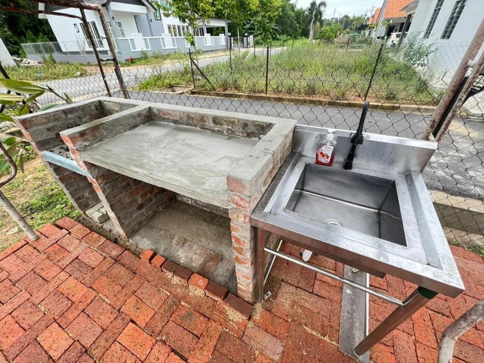 BBQ facilities, BBQ facilities