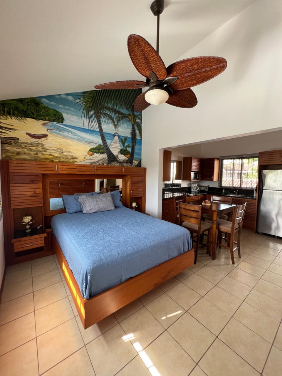 Tropical Beach Second Floor Studio with Hill view House in Coco
