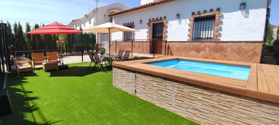 Patio, Swimming pool