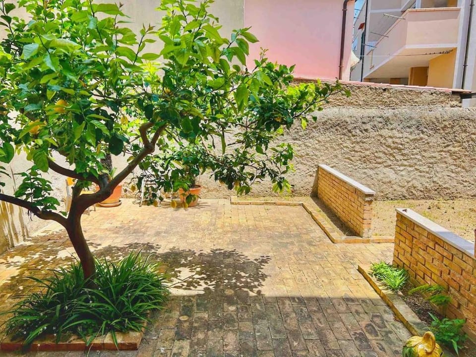 Gemelli House - City Center Apartment in Tropea