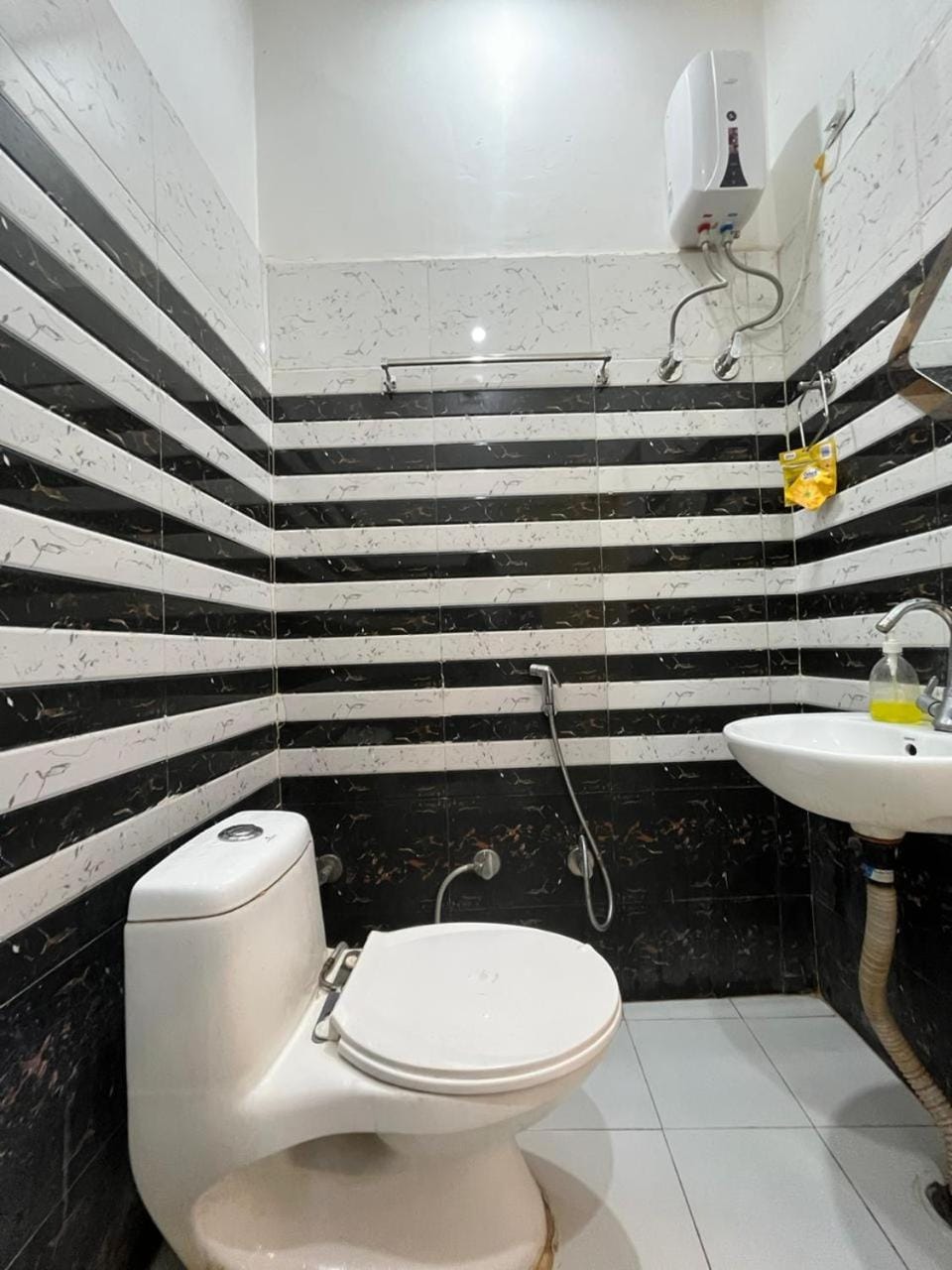 Shower, Toilet, Bathroom, bidet