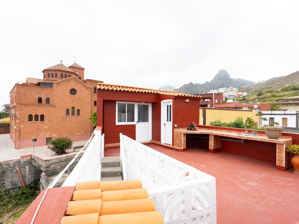 Property building, Natural landscape, View (from property/room), Balcony/Terrace, Balcony/Terrace, Mountain view
