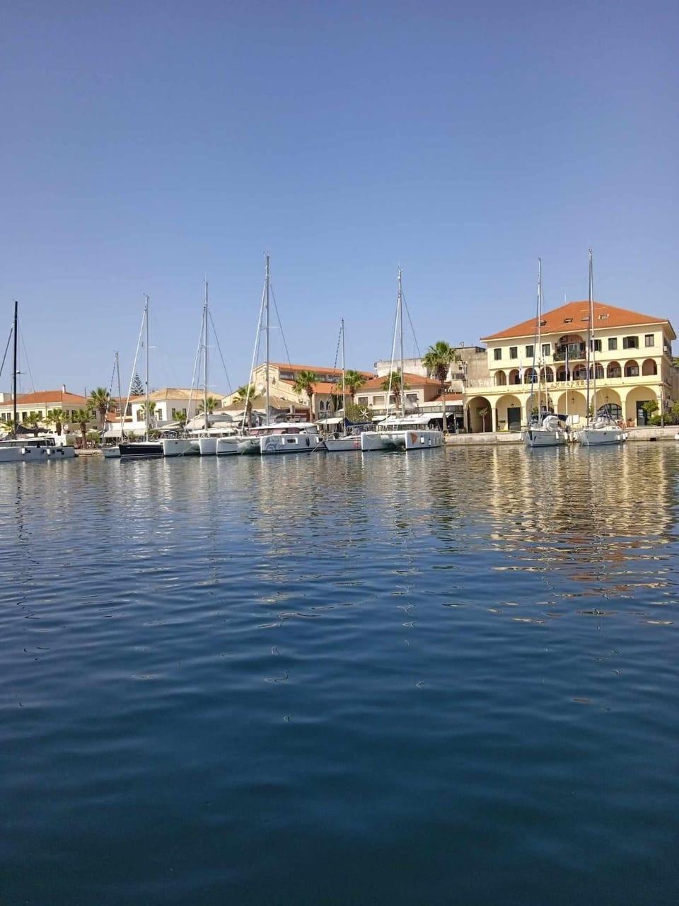 Ομορφη πόλη Apartment in Peloponnese, Western Greece and the Ionian