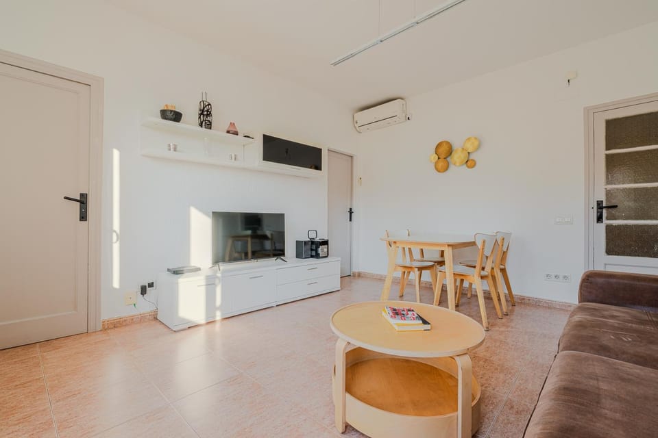 Villa Olimpica Beach Apartment in Barcelona