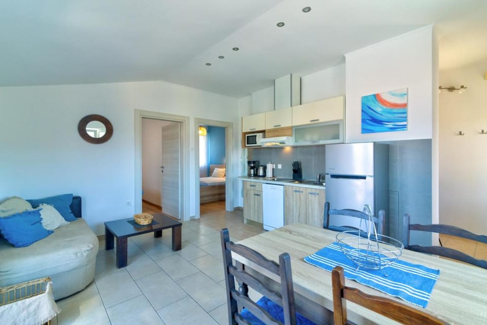 MT SUN 115 App 1 by Aneo Travel Apartment in Primorje-Gorski Kotar County
