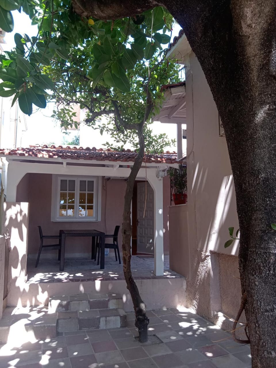Property building, Patio, Day