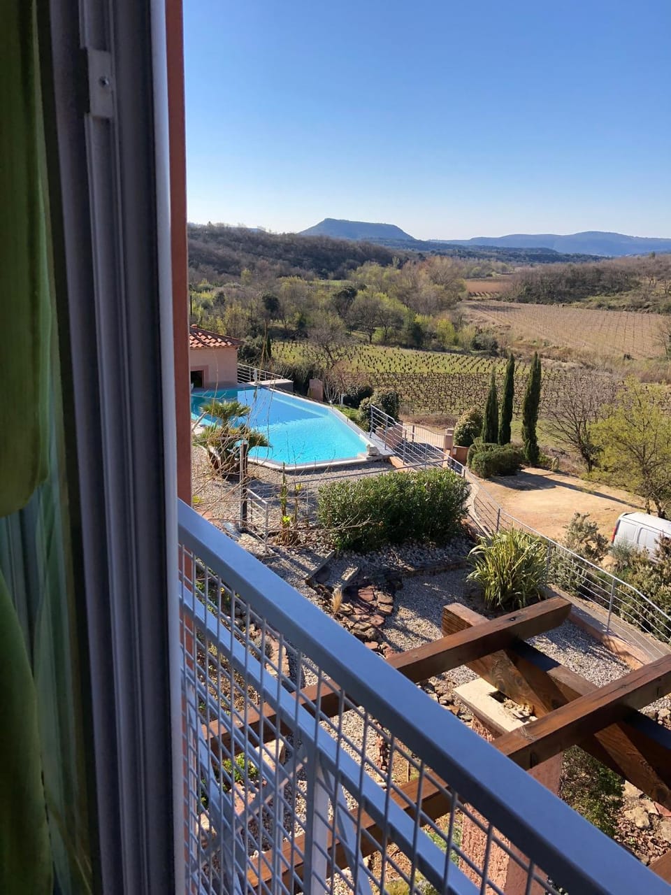 Spring, Mountain view, Pool view