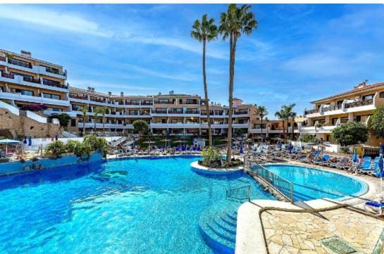 Albatros Complex with heated pool Apartment in Abona