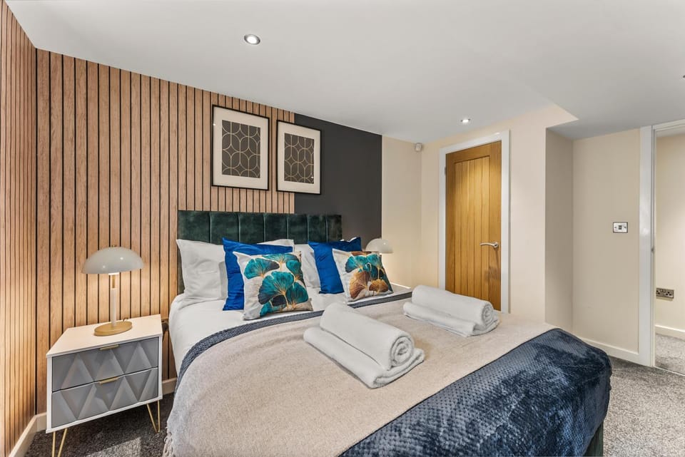 Stunning Church Conversion Apartment Apartment in Sheffield