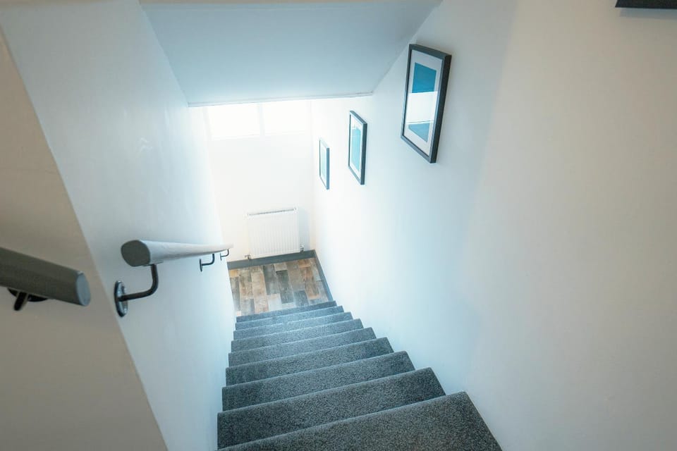 Torpoint Pod - Free Parking Apartment in Plymouth
