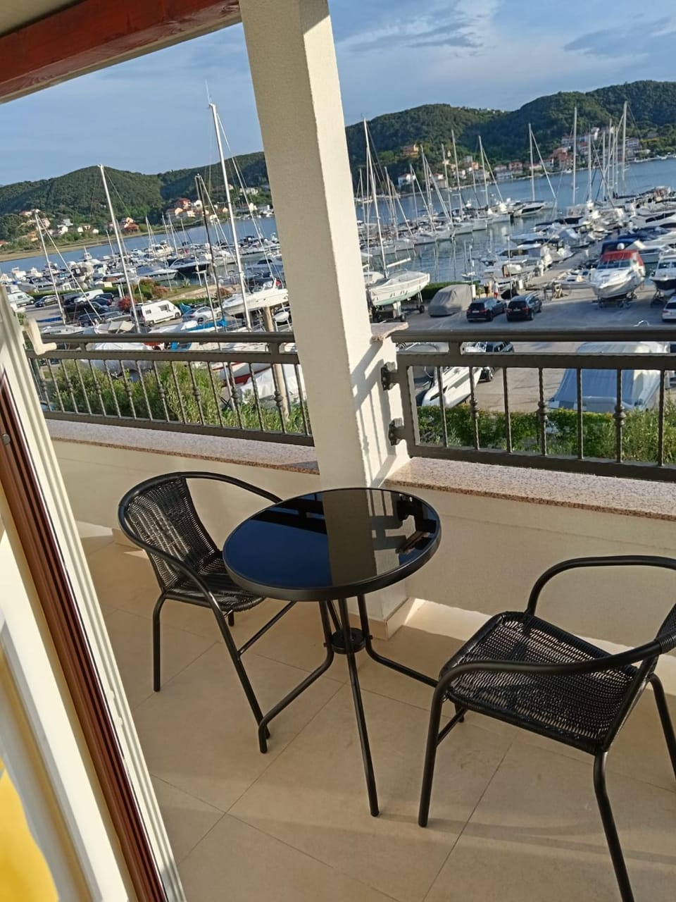 Apartments Bojana Rab Apartment in Supetarska Draga
