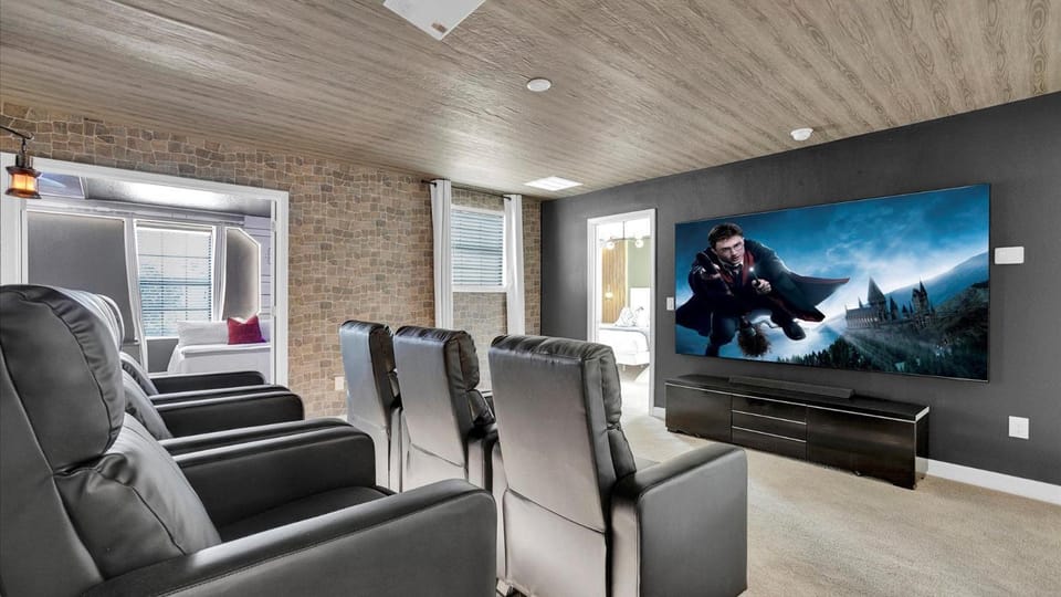 1434 Rolling Fairway House in Four Corners