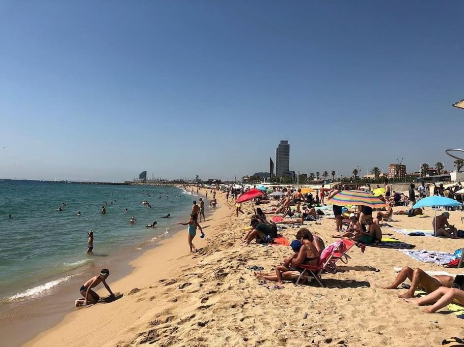 Superflat near beach 15' center Apartment in Barcelona