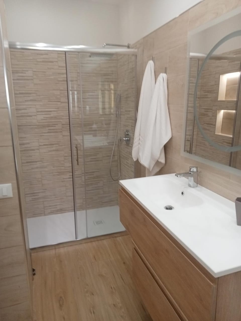 Shower, Bathroom