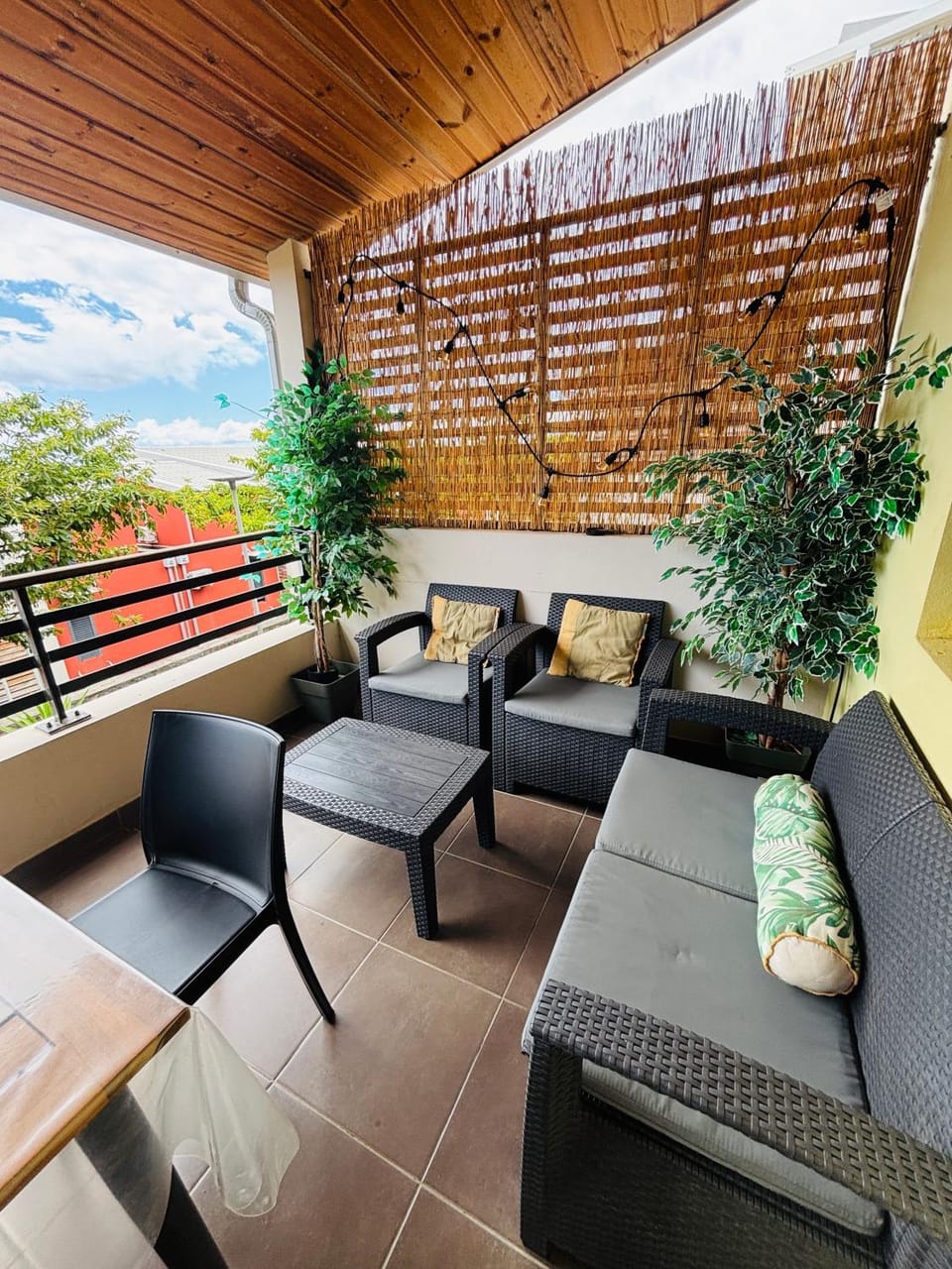 View (from property/room), Balcony/Terrace, Sea view
