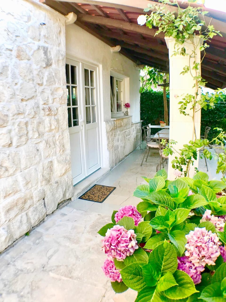 Patio, Day, Summer, Garden, Decorative detail