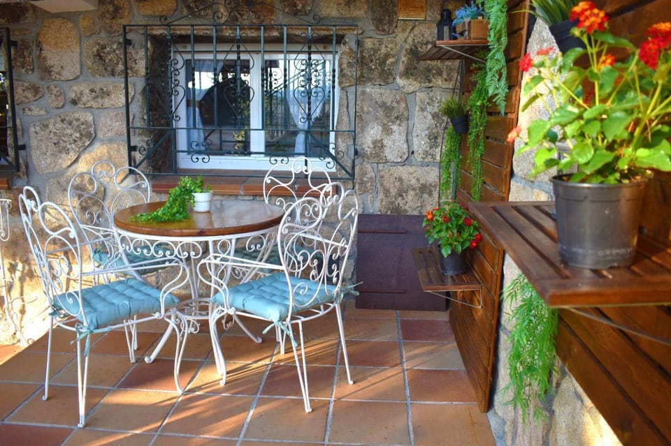 Donde Portela House in Community of Madrid
