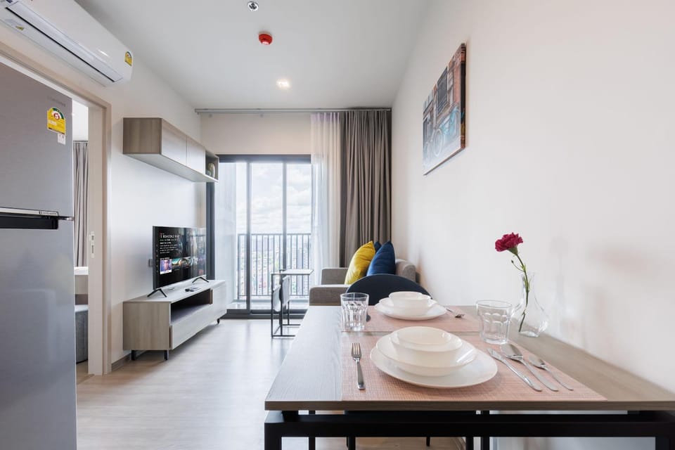 Bangkok city center-thong lo-rca-high-rise one-bedroom Apartment in Bangkok
