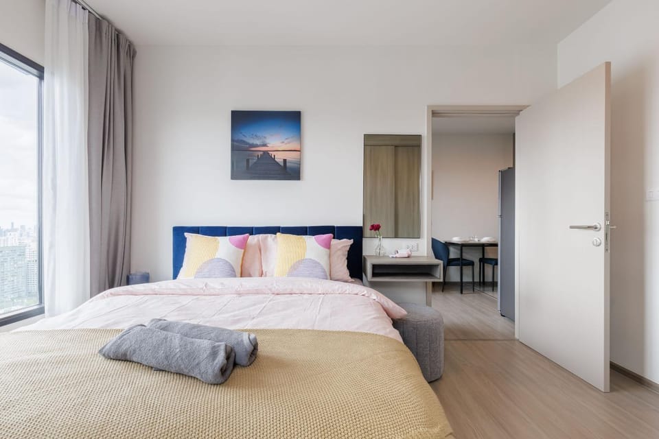 Bangkok city center-thong lo-rca-high-rise one-bedroom Apartment in Bangkok