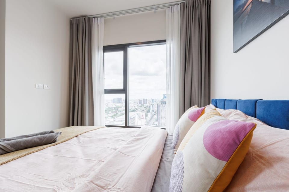 Bangkok city center-thong lo-rca-high-rise one-bedroom Apartment in Bangkok