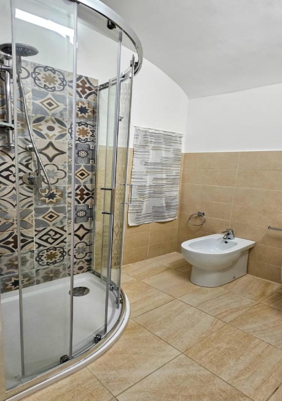 Shower, bidet