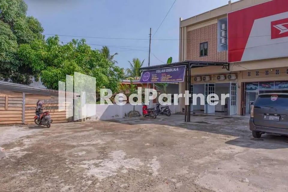 Property building, Parking