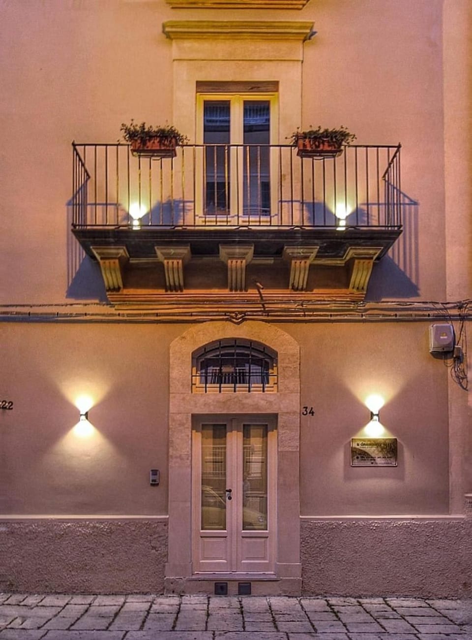 Property building, Facade/entrance