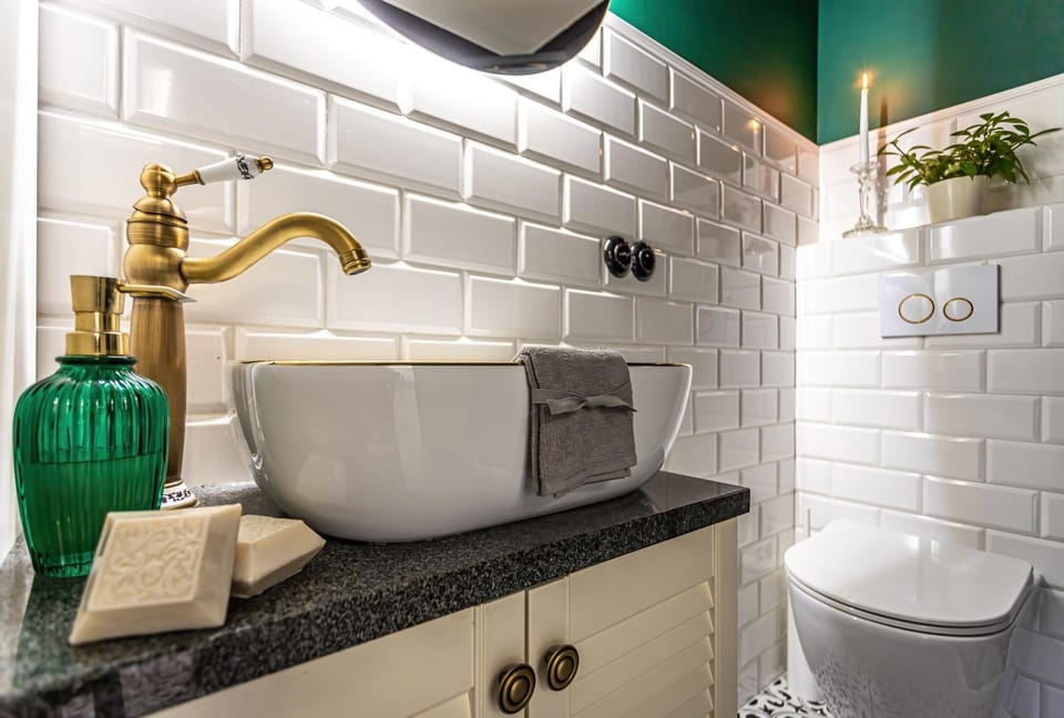 Toilet, Bathroom