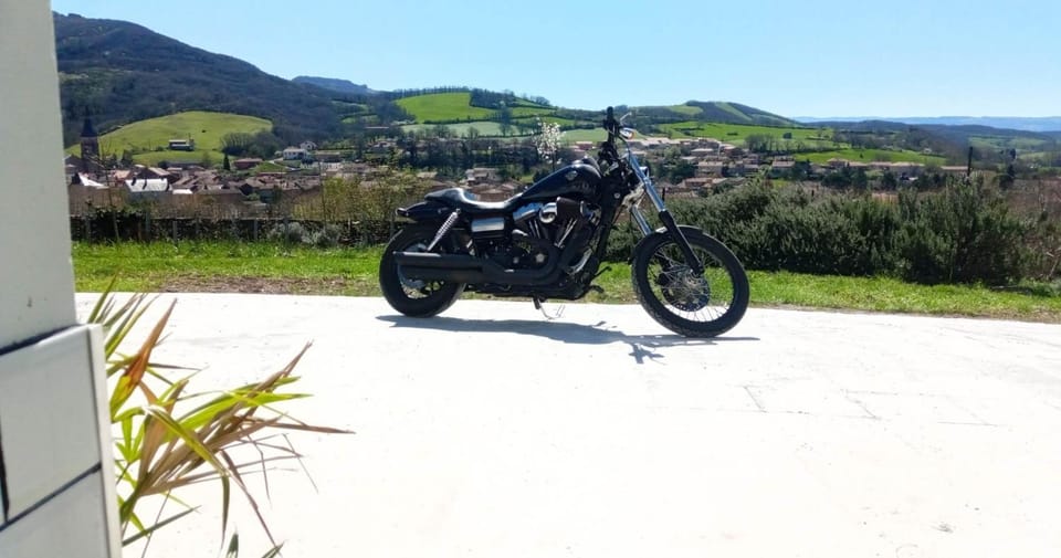 Relais Motards de Vabres L'Abbaye Bed and Breakfast in Occitanie