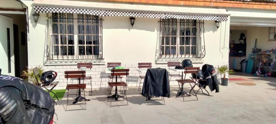 Relais Motards de Vabres L'Abbaye Bed and Breakfast in Occitanie