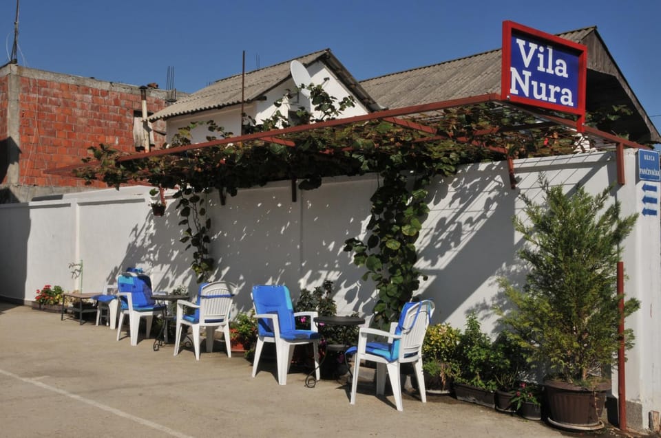 Patio, Day