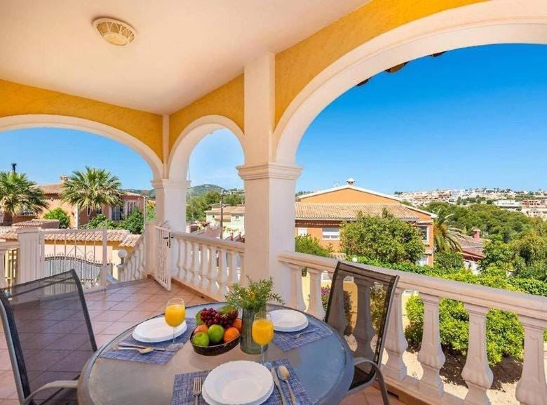 Casa Rose - 4-Bed villa with private pool in Calpe Villa in Calp