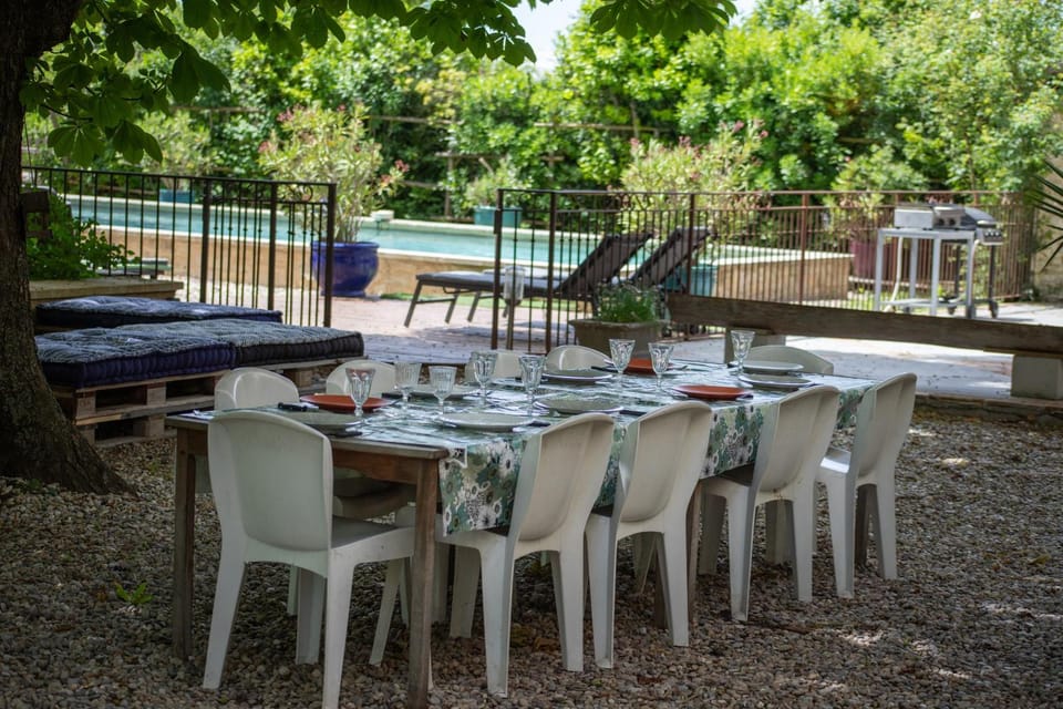 Mas provençal 14 personnes - parking privé Villa in Le Thor
